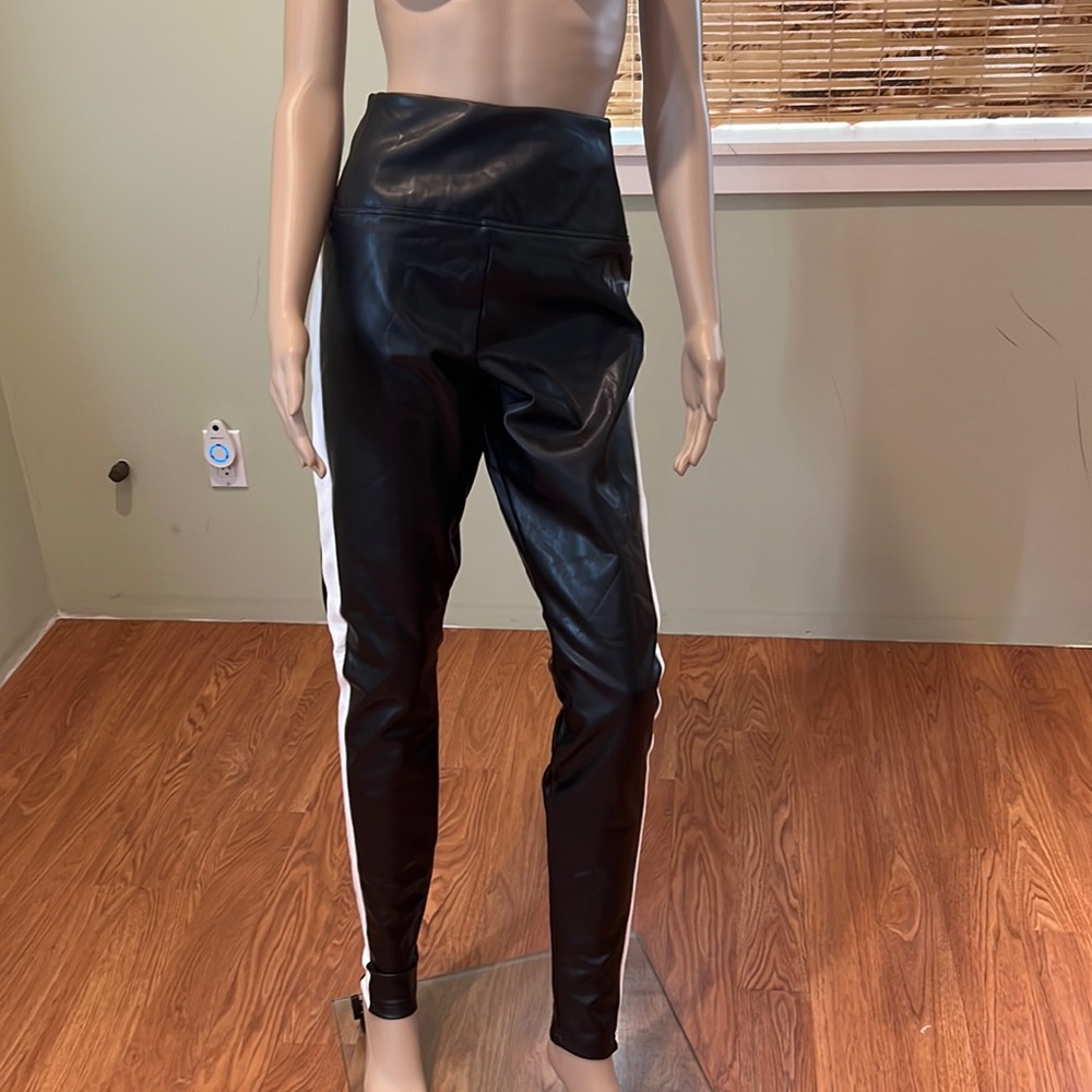 Akira Black Faux Leather Leggings With White Material Stripe On Sides Size XL